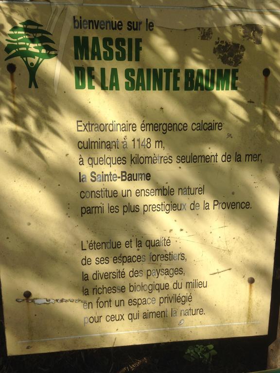 Gites Du Raby Signes Buitenkant foto